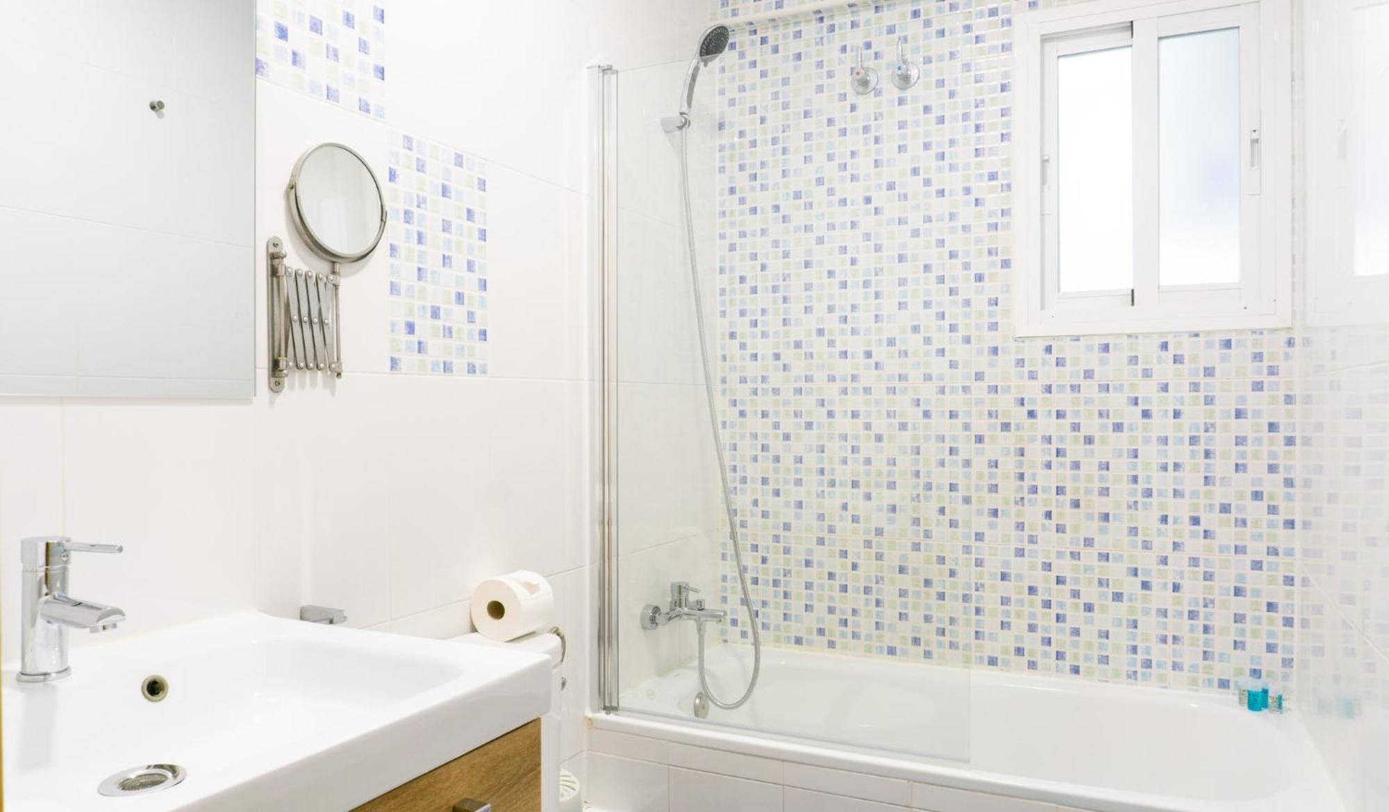 Elegant Malaga Retreat Apartment Bagian luar foto