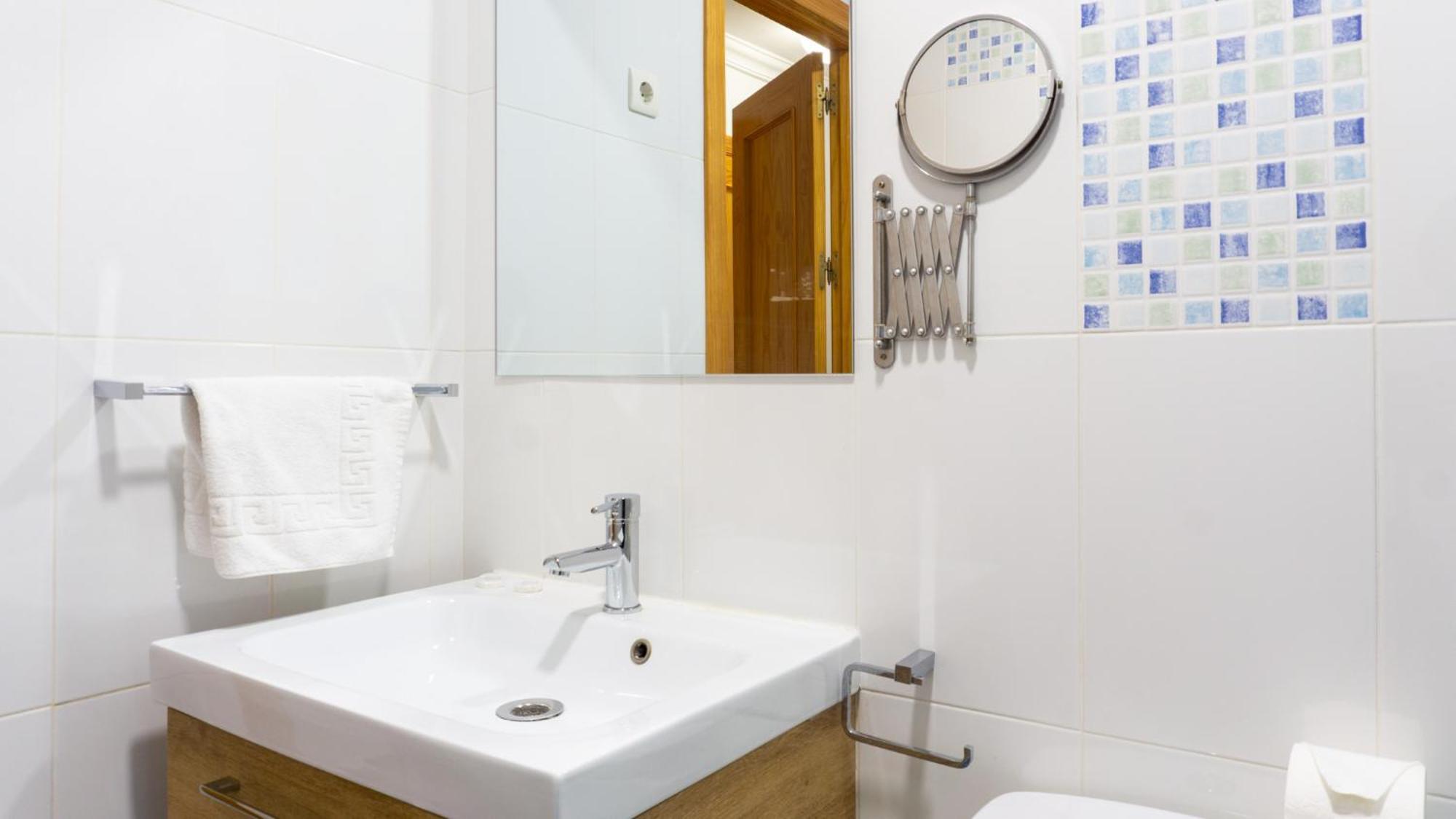 Elegant Malaga Retreat Apartment Bagian luar foto